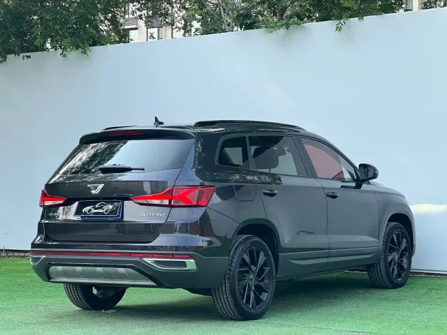 Jetta VS7 — Фото автомобиля 7