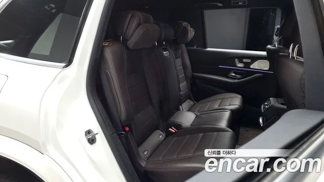 Mercedes-Benz GLS-Class — Фото автомобиля 11