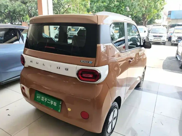 Wuling Hongguang Mini EV — Фото автомобиля 6