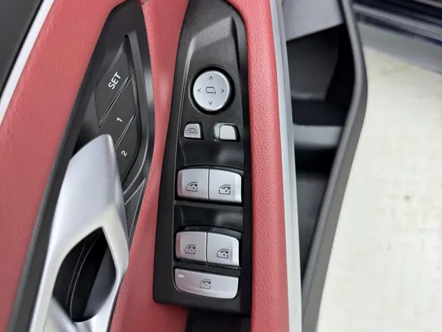 BMW 3 Series — Фото автомобиля 9