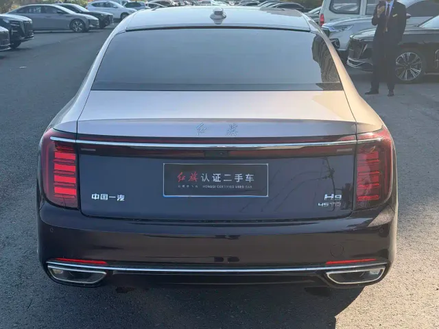 Hongqi H9 — Фото автомобиля 4