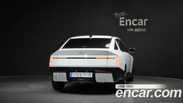Hyundai Avante (CN8) — Фото автомобиля 4