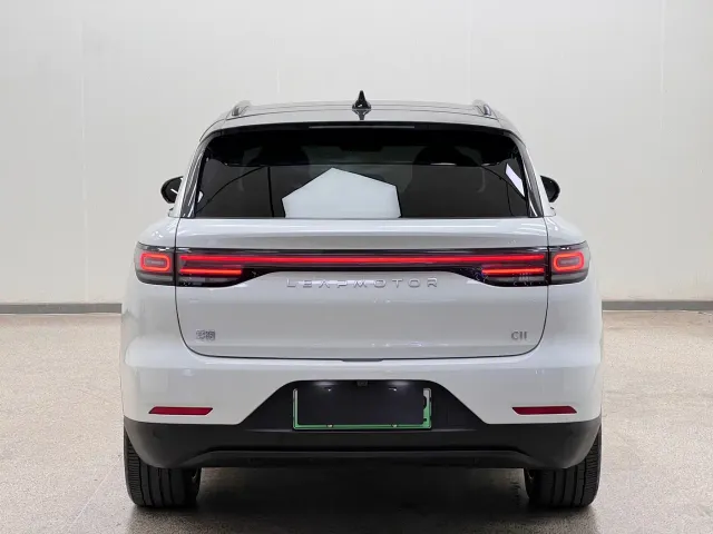 Leapmotor C11 — Фото автомобиля 5