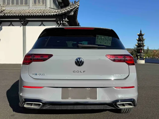 Volkswagen Golf 2023 280TSI DSG R-Line Lite — Фото автомобиля 5