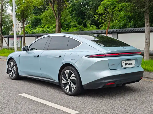 Nio ET5 — Фото автомобиля 5