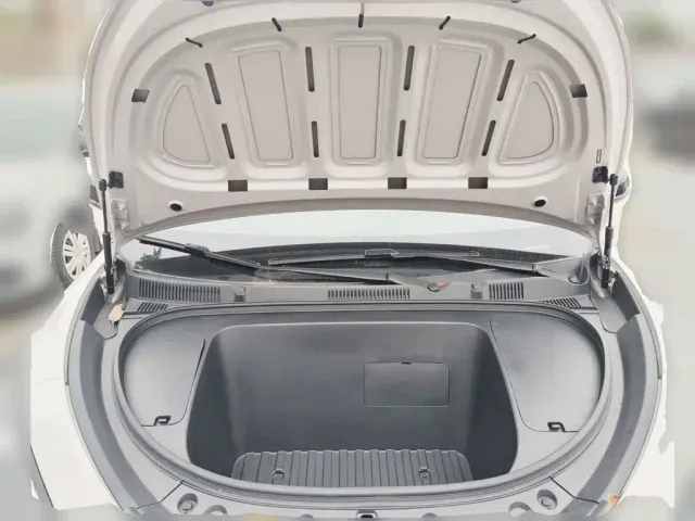 Geely Galaxy Starry Wish 2026 Edition 310km Youth Version — Фото автомобиля 3