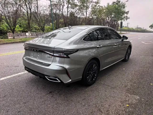 Chery Arrizo 8 — Фото автомобиля 6
