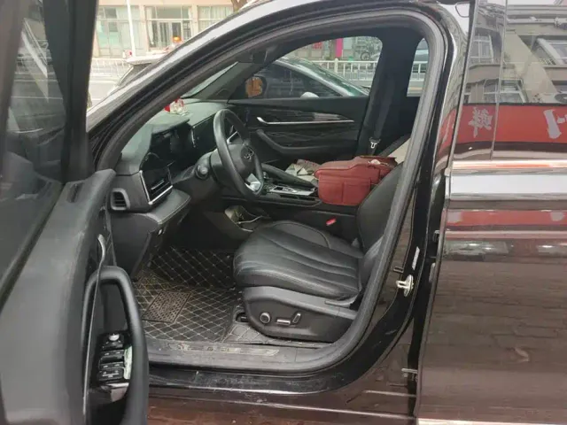 Geely Xingyue L — Фото автомобиля 9