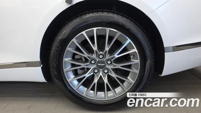 Genesis G80 RG3 — Фото автомобиля 6