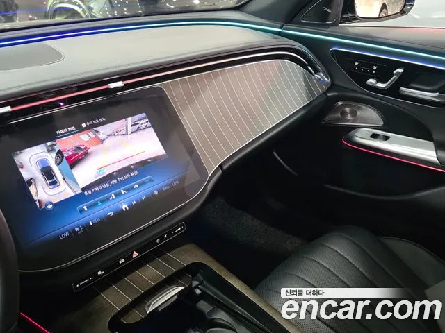 Mercedes-Benz E-Class E-класс W214 E300 4MATIC Exclusive — Фото автомобиля 13