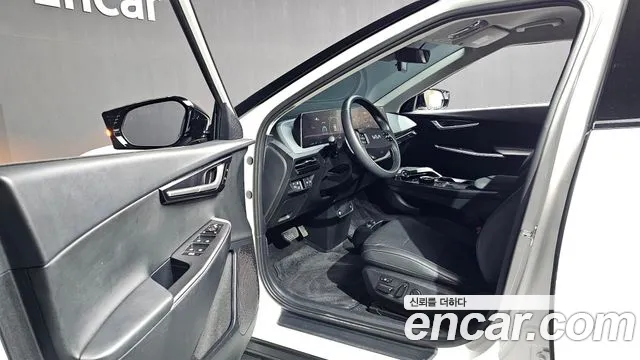 Kia EV6 — Фото автомобиля 10
