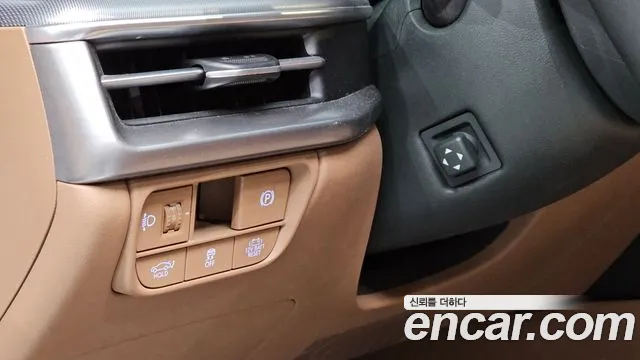 Hyundai Grandeur GN7 — Фото автомобиля 18