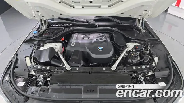 BMW 5-Series — Фото автомобиля 6