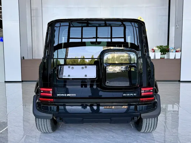 iCAR V23 — Фото автомобиля 14