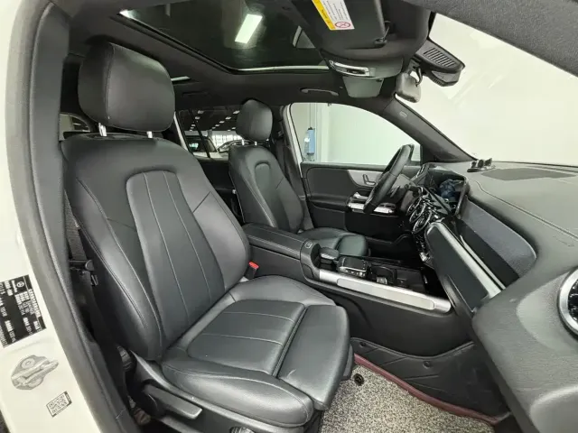 Mercedes-Benz GLB-Class — Фото автомобиля 20
