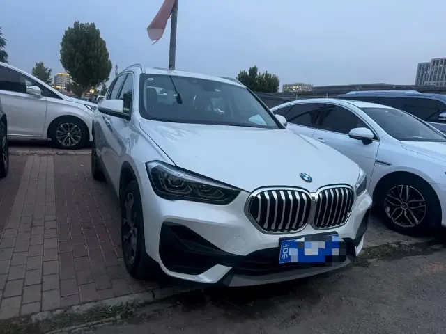 BMW X1 — Фото автомобиля 3