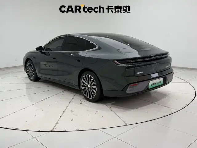 Geely Galaxy Xingyao 8 — Фото автомобиля 7