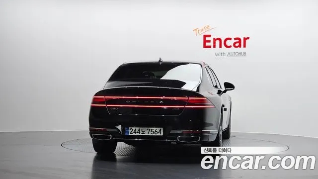 Genesis G90 Бензин 3.5 турбо AWD — Фото автомобиля 3