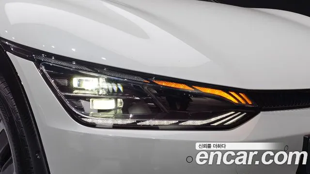 Kia EV6 — Фото автомобиля 22