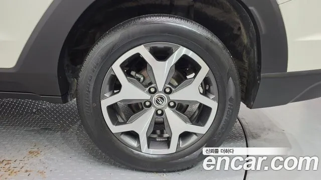 KGM Torres — Фото автомобиля 6