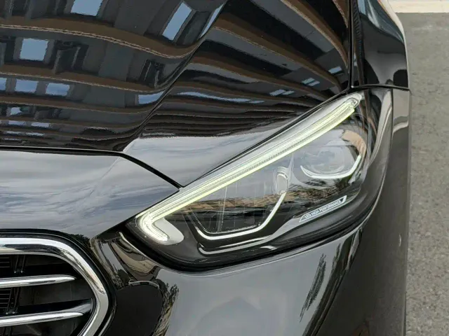 Mercedes-Benz C-Class — Фото автомобиля 2