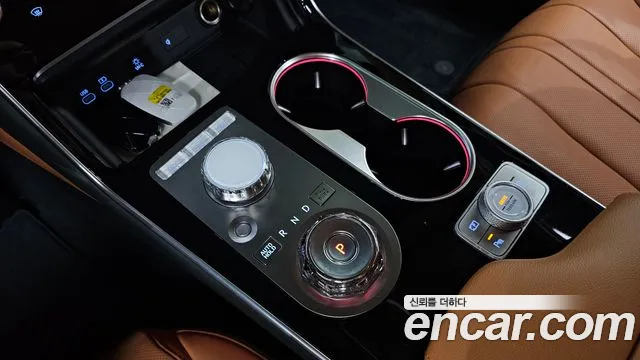 Genesis GV80 2.5T Бензин AWD — Фото автомобиля 9