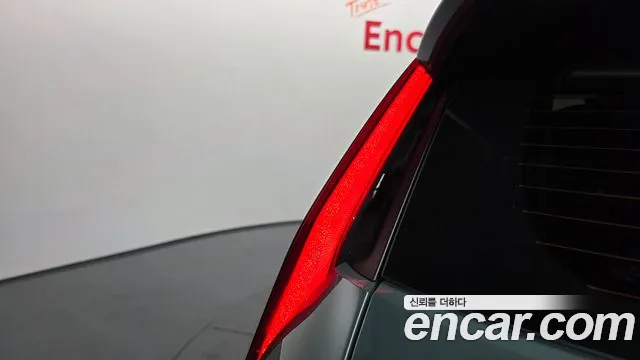 Kia Niro The All New Niro Signature — Фото автомобиля 21