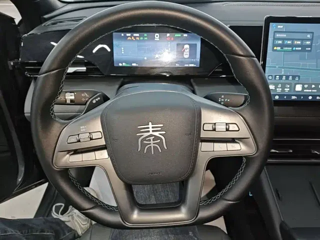 BYD Qin L — Фото автомобиля 10