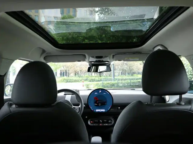 MINI Electric MINI ACEMAN — Фото автомобиля 30