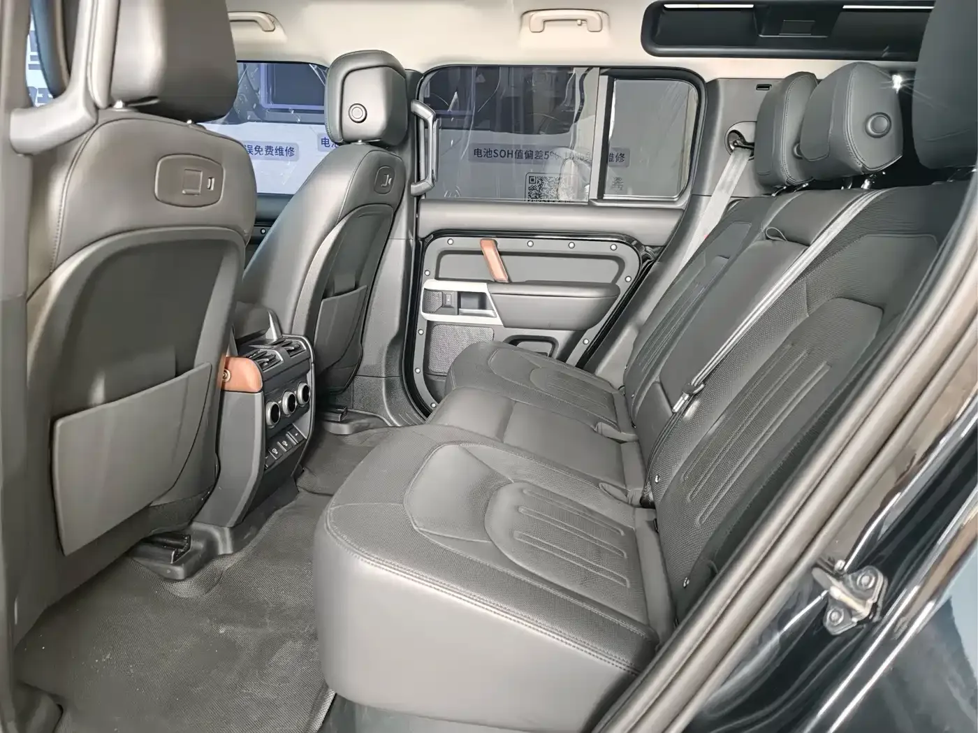 Land Rover Land Rover Defender 2022 110 P400 X-DYNAMIC HSE — Фото автомобиля 5