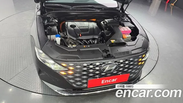 Hyundai Grandeur — Фото автомобиля 6