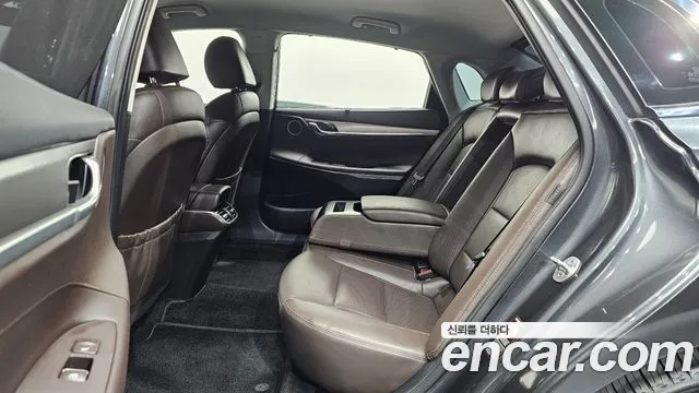 Hyundai Grandeur New — Фото автомобиля 17