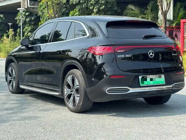 Mercedes-Benz EQE SUV — Фото автомобиля 6