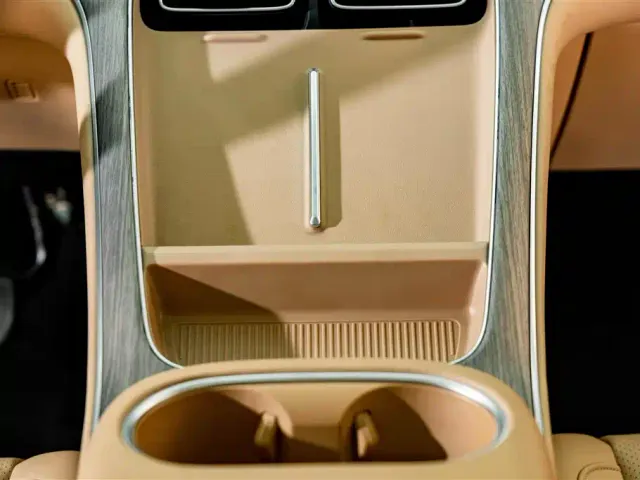 GAC Aion i60 — Фото автомобиля 15