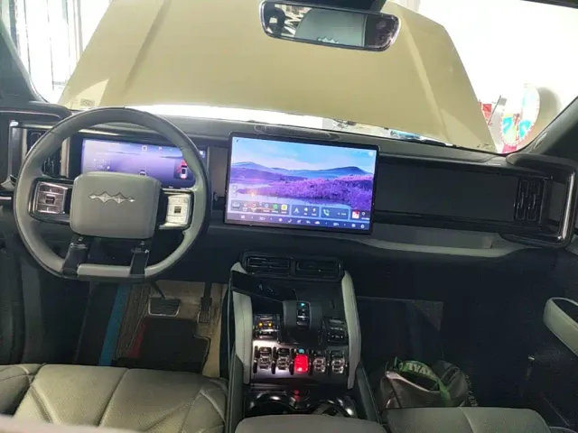 BYD FangChengBao Leopard 5 — Фото автомобиля 9