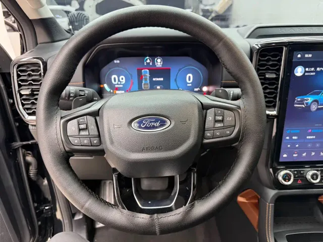 Ford Ranger — Фото автомобиля 16