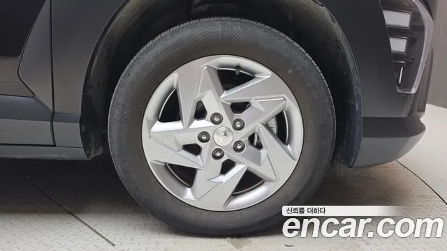 Hyundai Kona SX2 — Фото автомобиля 6