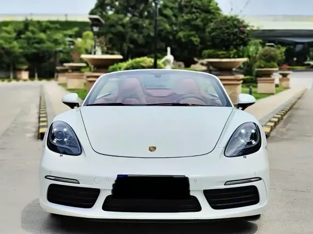 Porsche 718 — Фото автомобиля 2