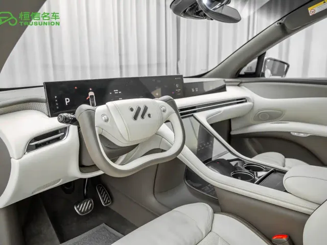 IM Motors IM LS7 — Фото автомобиля 9