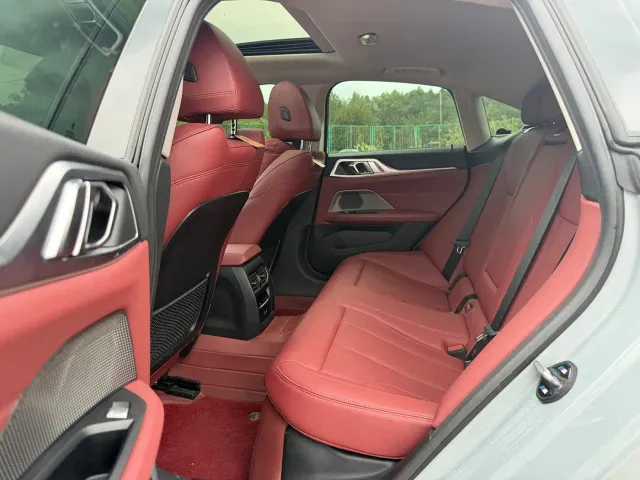 BMW 4 Series — Фото автомобиля 12