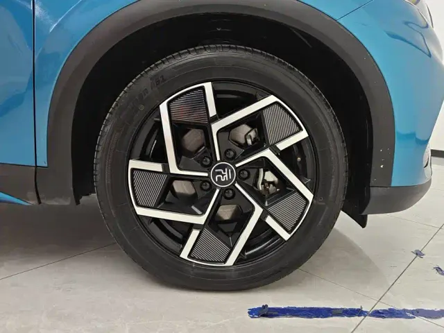 BYD Yuan PLUS — Фото автомобиля 6