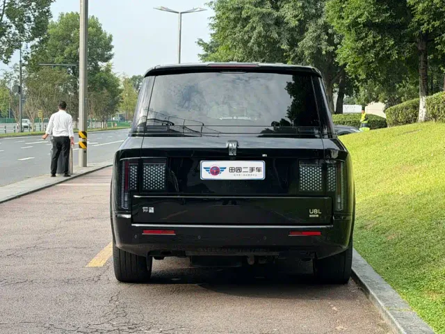 BYD U8L — Фото автомобиля 5