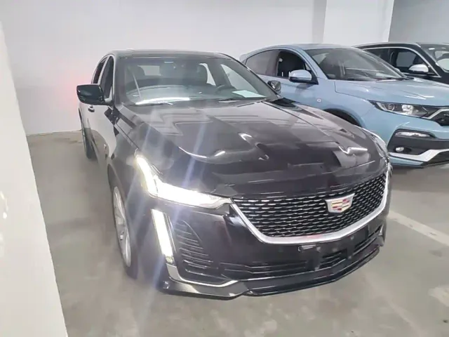 Cadillac CT5 — Фото автомобиля 3