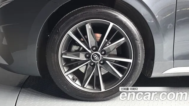 Hyundai Grandeur New — Фото автомобиля 5