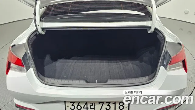 Hyundai AVANTE Modern — Фото автомобиля 17