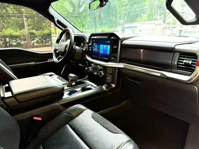 Ford F-150 Raptor — Фото автомобиля 5