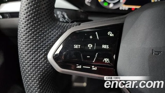 Volkswagen Arteon Arteon 2.0 TDI Prestige — Фото автомобиля 13