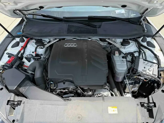 Audi A7L — Фото автомобиля 18