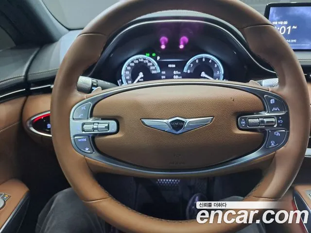 Genesis GV70 — Фото автомобиля 16