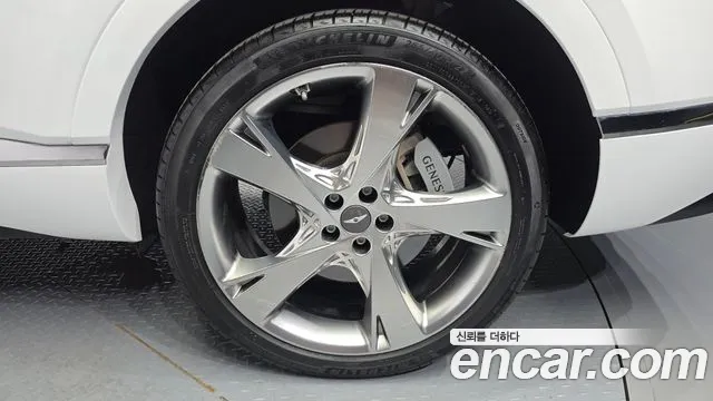 Genesis GV80 2.5T Бензин AWD — Фото автомобиля 21
